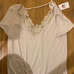 Small Buckle/Daytrip Shirt, New with tags!